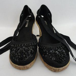 Womens Groove black dress wedge shoes, size 6. (A23)